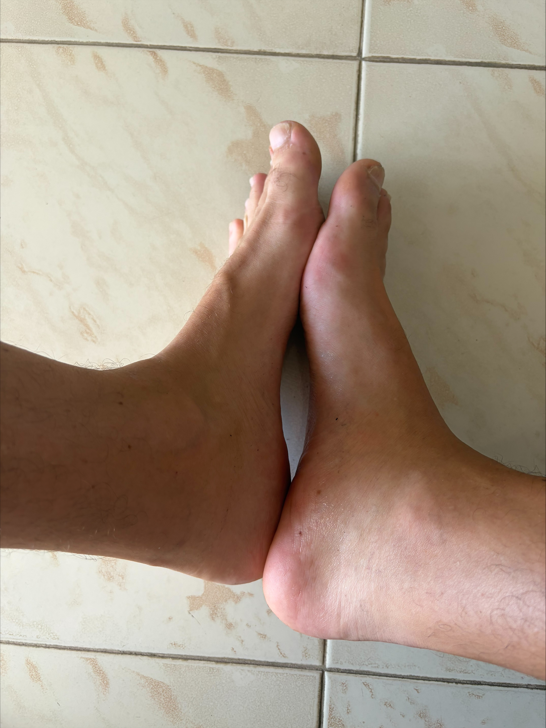 Divine Arch &mdash; photograph 2 in the owner's feet collection